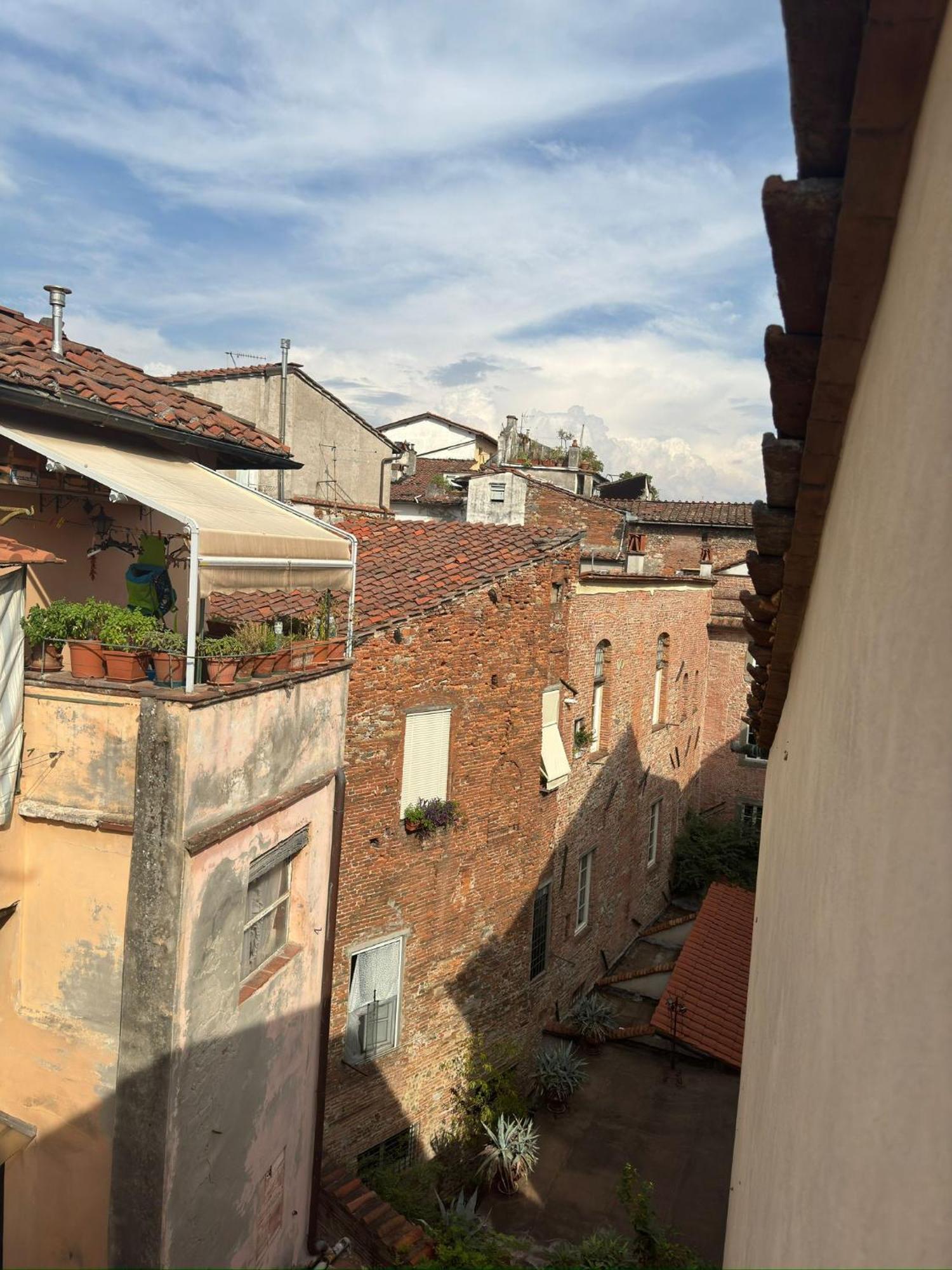 La Casa Del Galletto - At The Top Of The City Лука Екстериор снимка